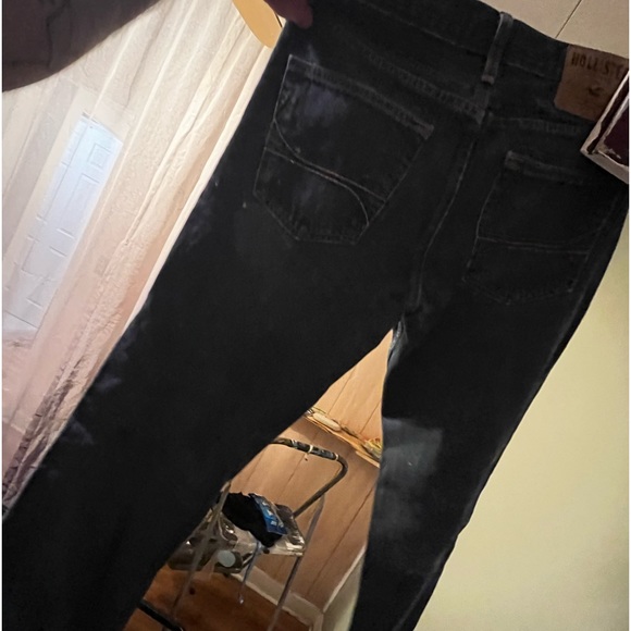 Men’s distressed button fly hollister jeans - Picture 2 of 4